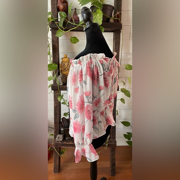 Peasant White and Pink Floral  On or Off The Shoulder Blouse - Picture 9 of 17